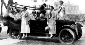 WAA Parade Float, 1923